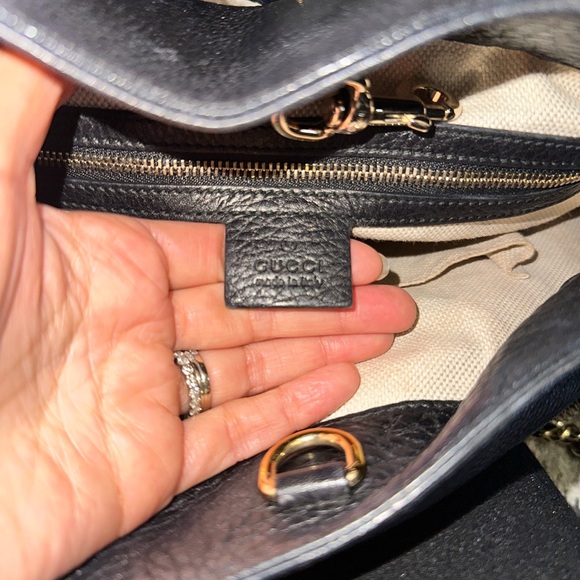 Gucci soho chain tote bag in black - Picture 11 of 16